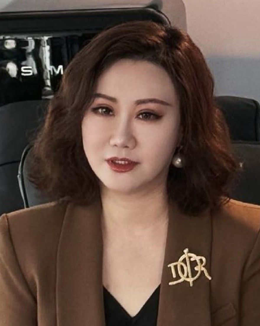 邵琪 · 时予德联合创办人 · 合伙人会议主席 · 建设和发展委员会主任